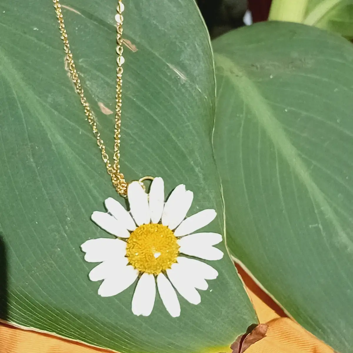 Collier fleur de Marguerite