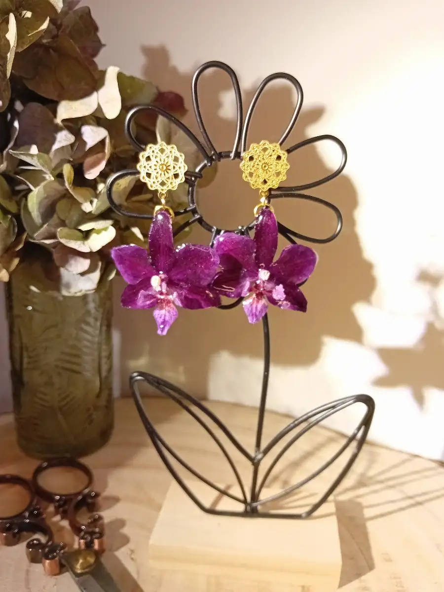 Boucles d'oreilles Phalaenopsis foncée