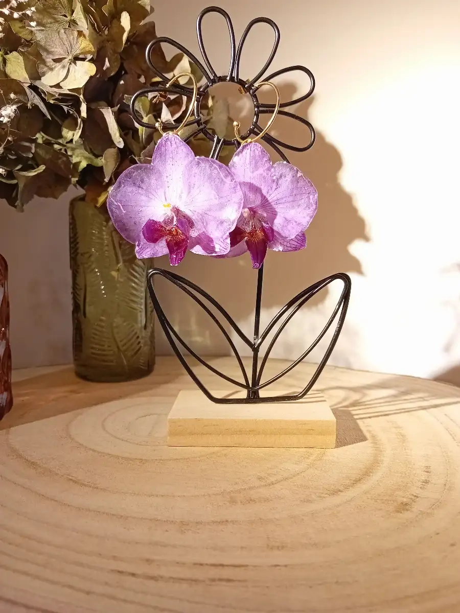 Boucles d'oreilles phalaenopsis sur anneaux